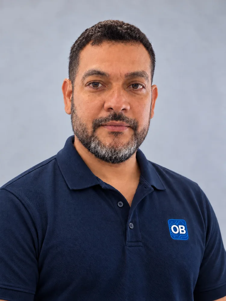 Andrys Benítez, fundador de OBLYNK